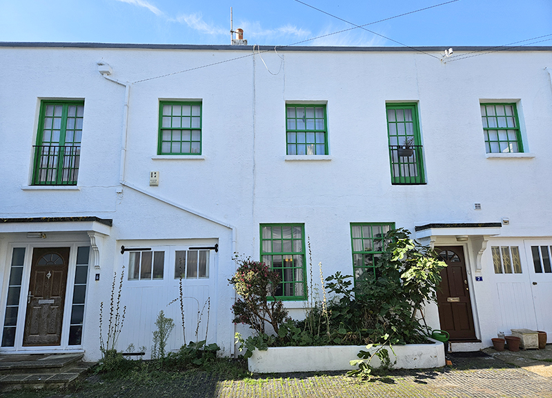 The front on two houses in a terrace